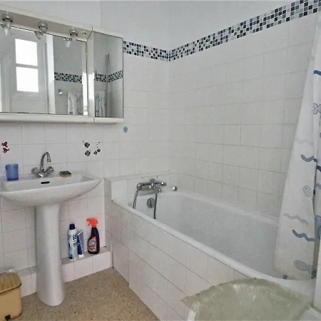 아파트 Lumineux Pour Famille A Royan, Quartier Calme Pres Du Marche, Balcon Et Parking Gratuit - Fr-1-738-26 *