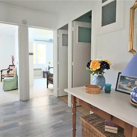 Lumineux Pour Famille A Royan, Quartier Calme Pres Du Marche, Balcon Et Parking Gratuit - Fr-1-738-26